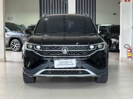 VOLKSWAGEN TAOS 1.4 250 TSI TOTAL FLEX HIGHLINE AUTOMÁTICO